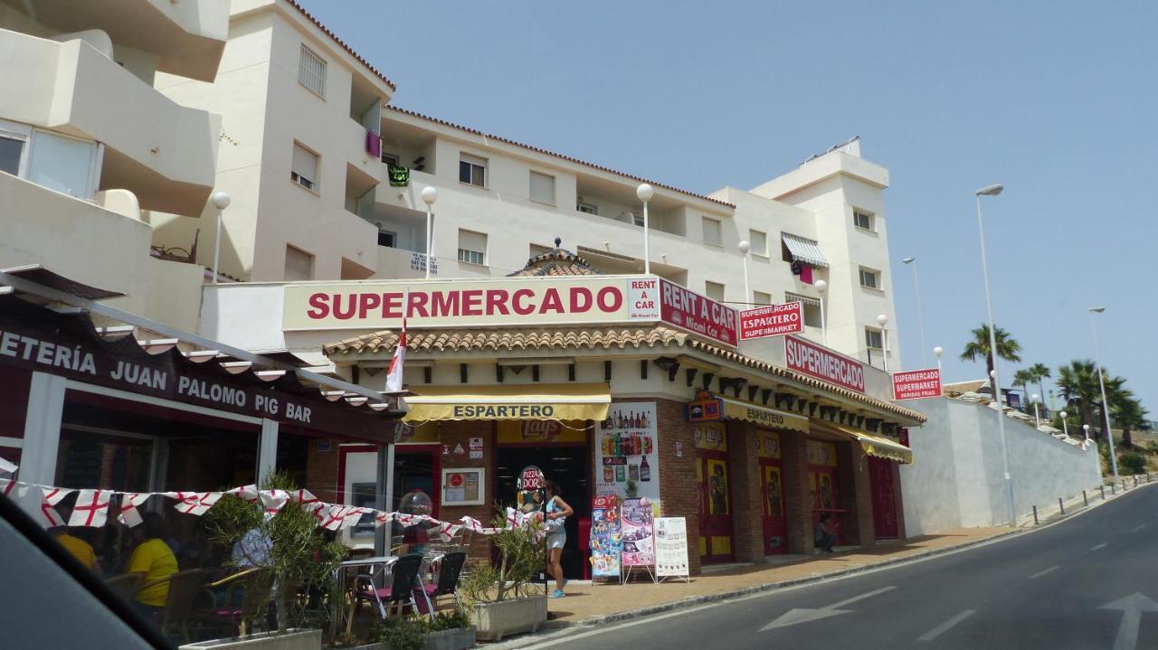 Studio With Access To The Garden. Open Pool. Beach Very Close. Wifi & Netflix Free Apartment Benalmadena Bagian luar foto