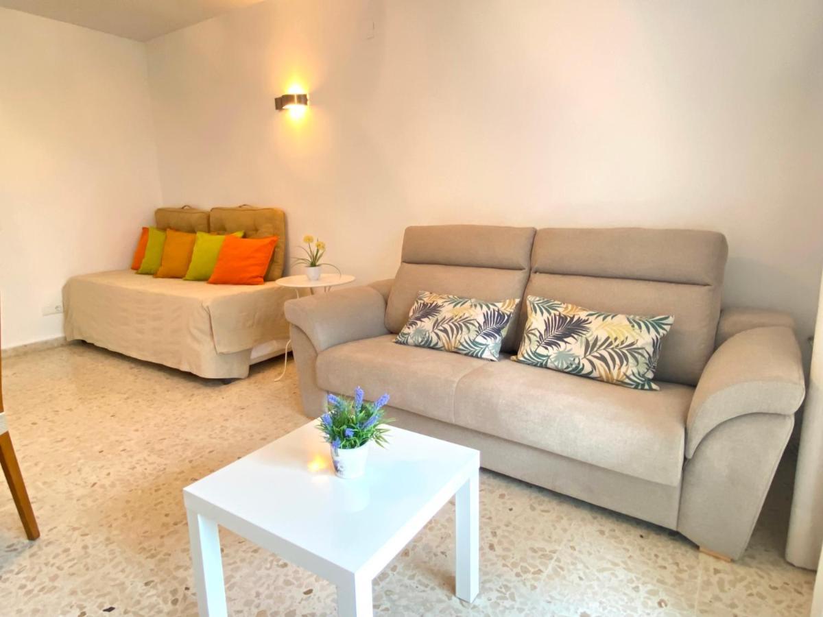 Studio With Access To The Garden. Open Pool. Beach Very Close. Wifi & Netflix Free Apartment Benalmadena Bagian luar foto